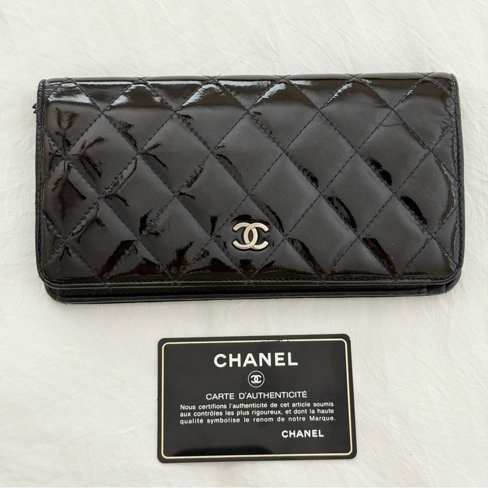 Chanel Quilted Long Wallet Bi Fold Card Holder Silver CC